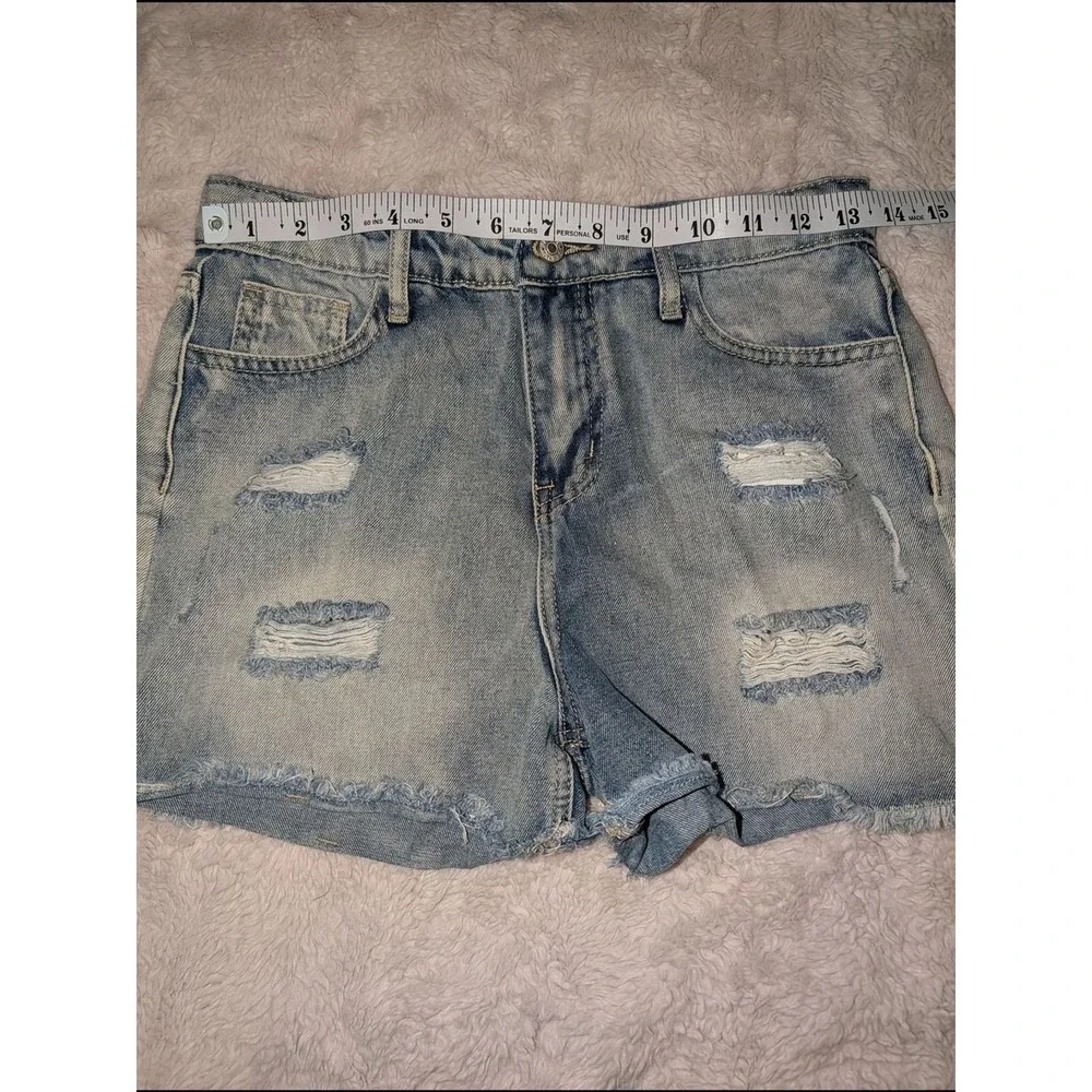 Distressed Denim Shorts - Casual Cutoff Teen tween size 160 14/16  women XS‎